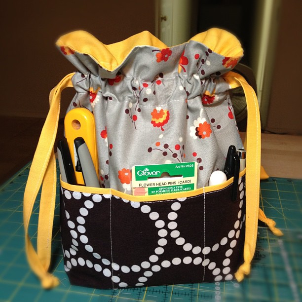 Purse Palooza :: Pattern Review: In Color Order Lined Drawstring ...